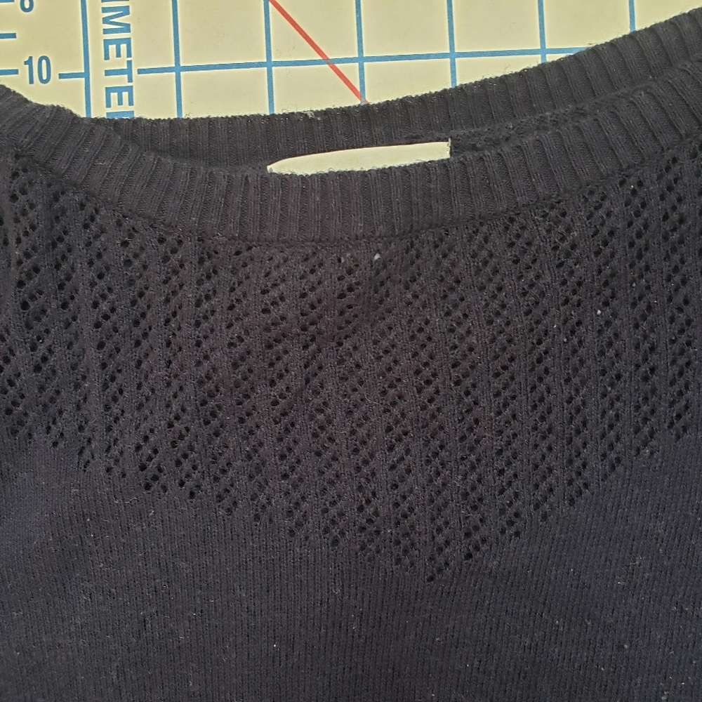 Sweater top - Picture 4 of 4